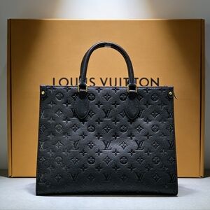 <AUTHENTIC>LV Onthego Embossed Noir Tote